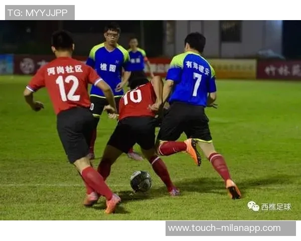 平博足球app助你畅享精彩赛事体验,尽享足球激情与乐趣 平博足球app助你畅享精彩赛事体验,尽享足球激情与乐趣