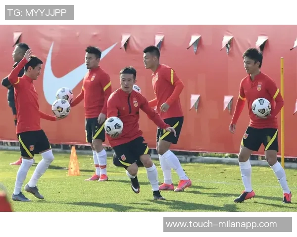 足球鞋钉的功能与选择对提升球员表现的重要性分析